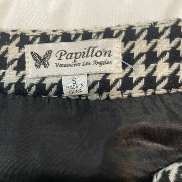 Papillon Blanc Black and White Kids Formal Dress - Picture 5 of 6